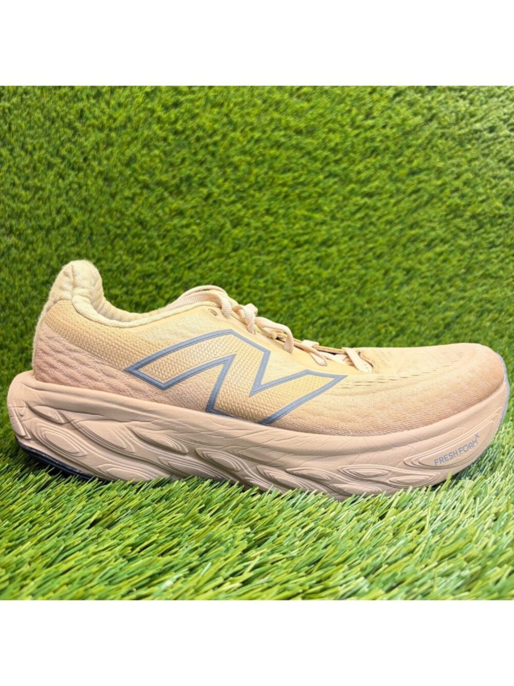 New Balance Fresh Foam X 1080v14 Mens Size 8 Beige Running Shoes Sneakers